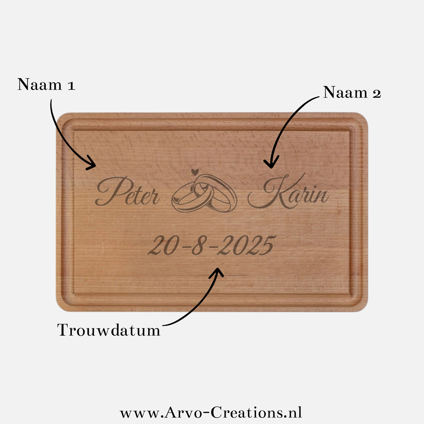 Personaliseerbare Houten Borrelplank Margriet. met Namen, Ringen en Trouwdatum