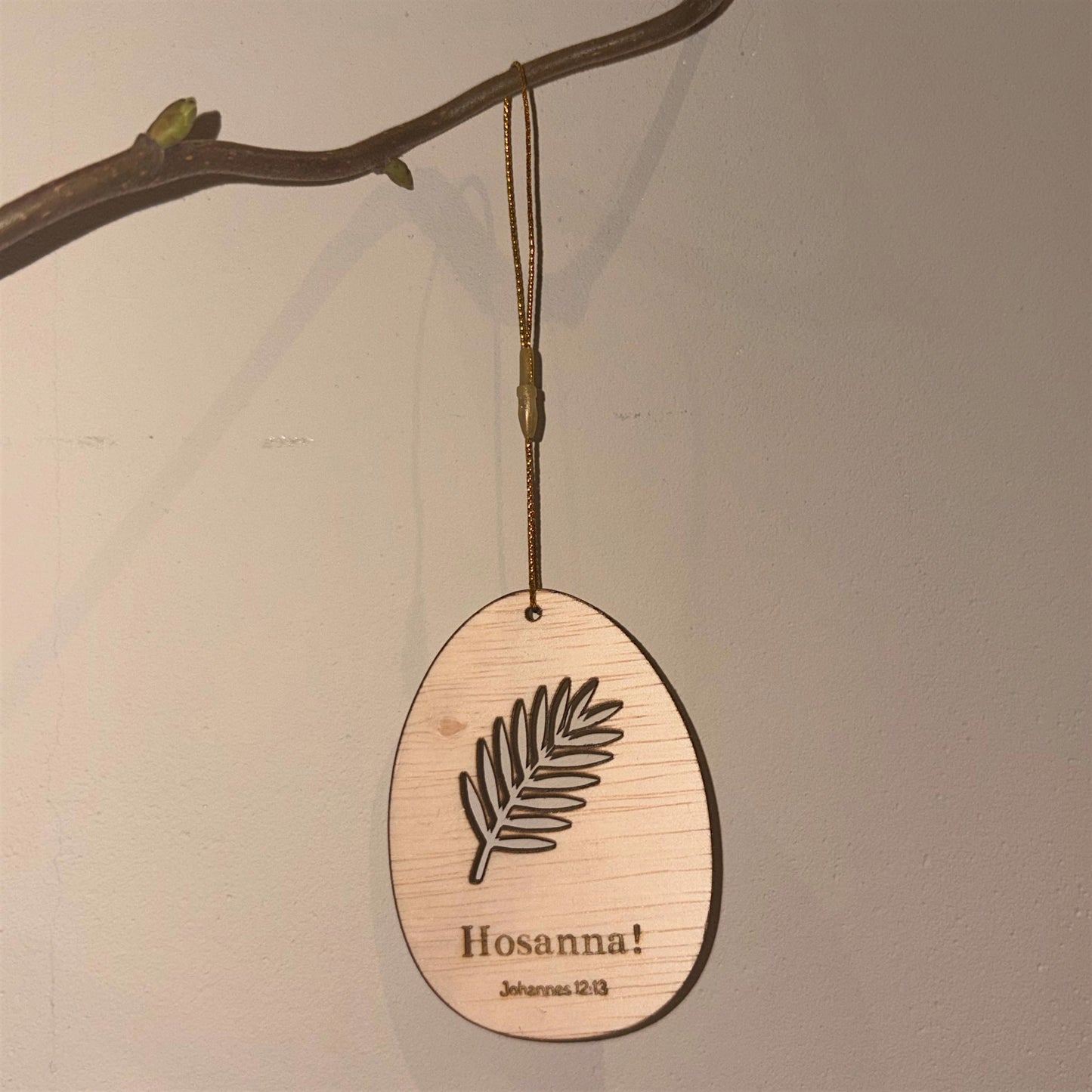 Christelijke Paashangers – Set van 4 houten paaseieren met bijbeltekst